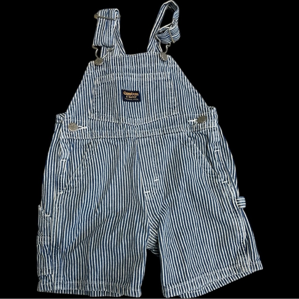 Kids 2T Hickory Oshkosh B’gosh
Short Overalls unisex
Cabincore